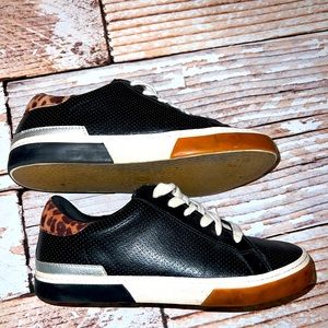 Universal Thread brand Dolce Vita dupe